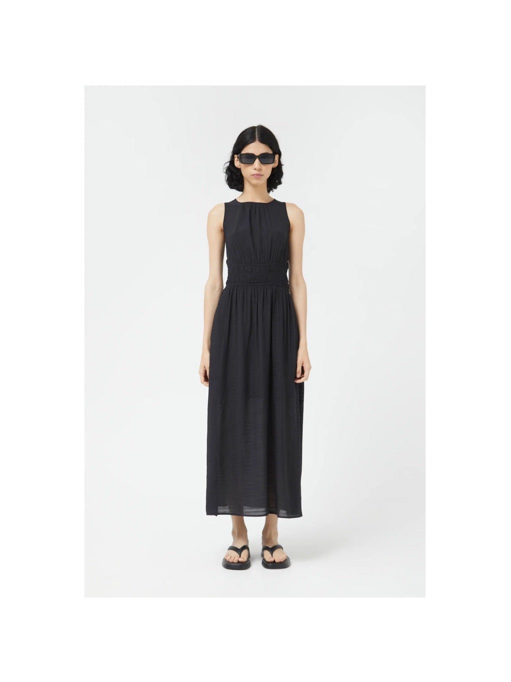 Vestido Noir Essence - Cherry boutique