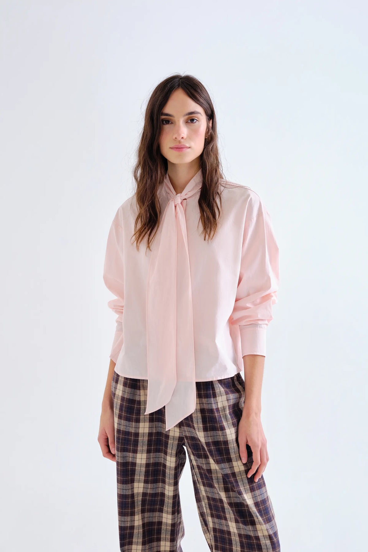 Camisa lazada 100% algodón rosa — fotografía oficial 1