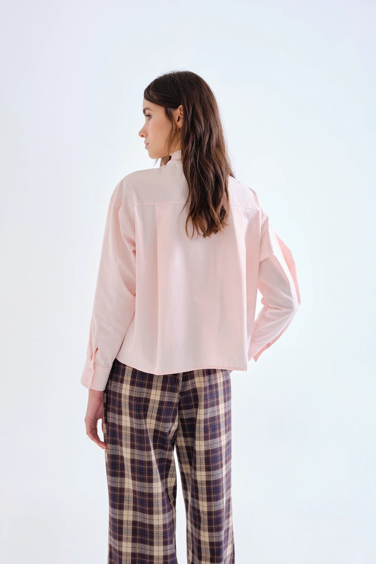 Camisa lazada 100% algodón rosa — fotografía oficial 2