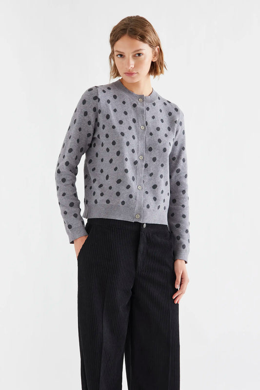 Cárdigan con estampado punto gris catahoula — fotografía oficial 1