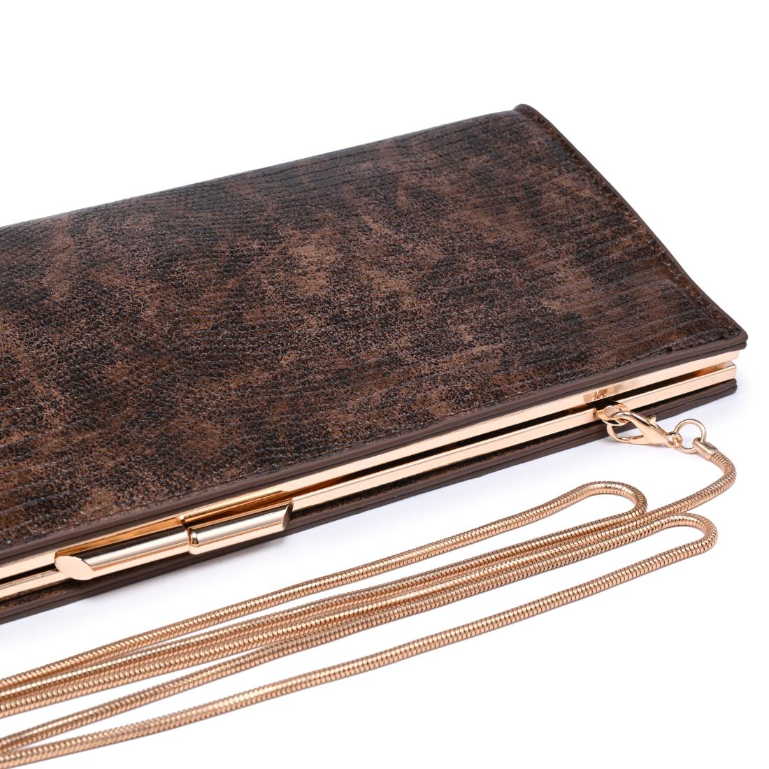 Bolso clutch Nazlee efecto reptil - Cherry boutique