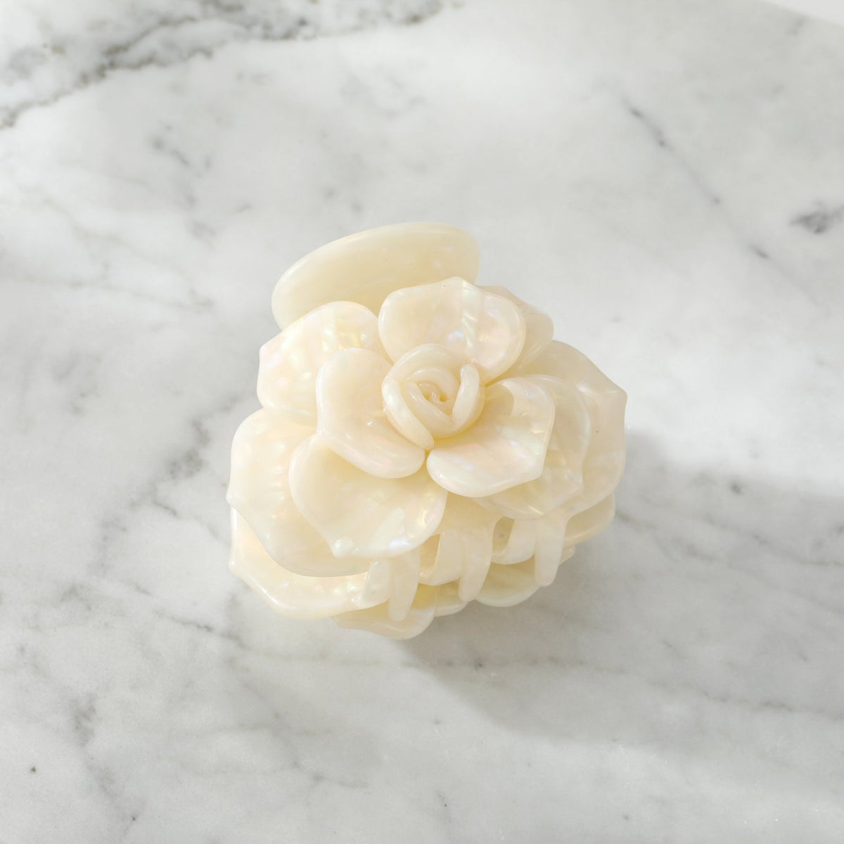 Ganchito Pearl Flower - Cherry boutique